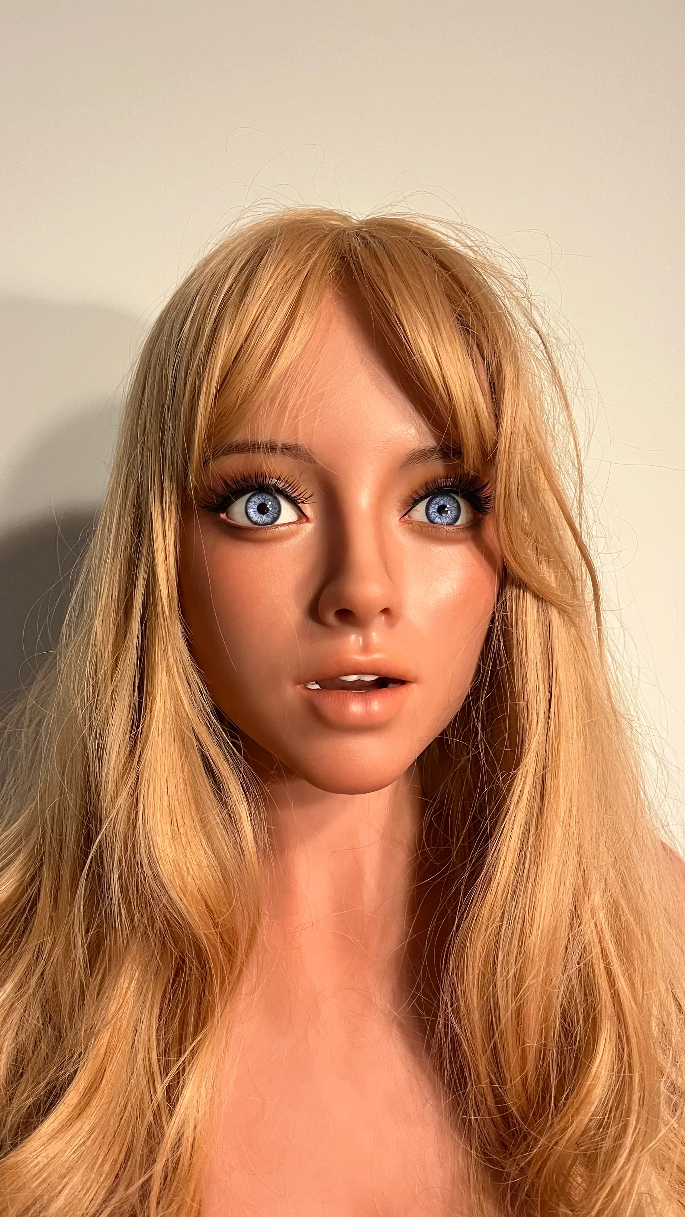 Elena - Image 30